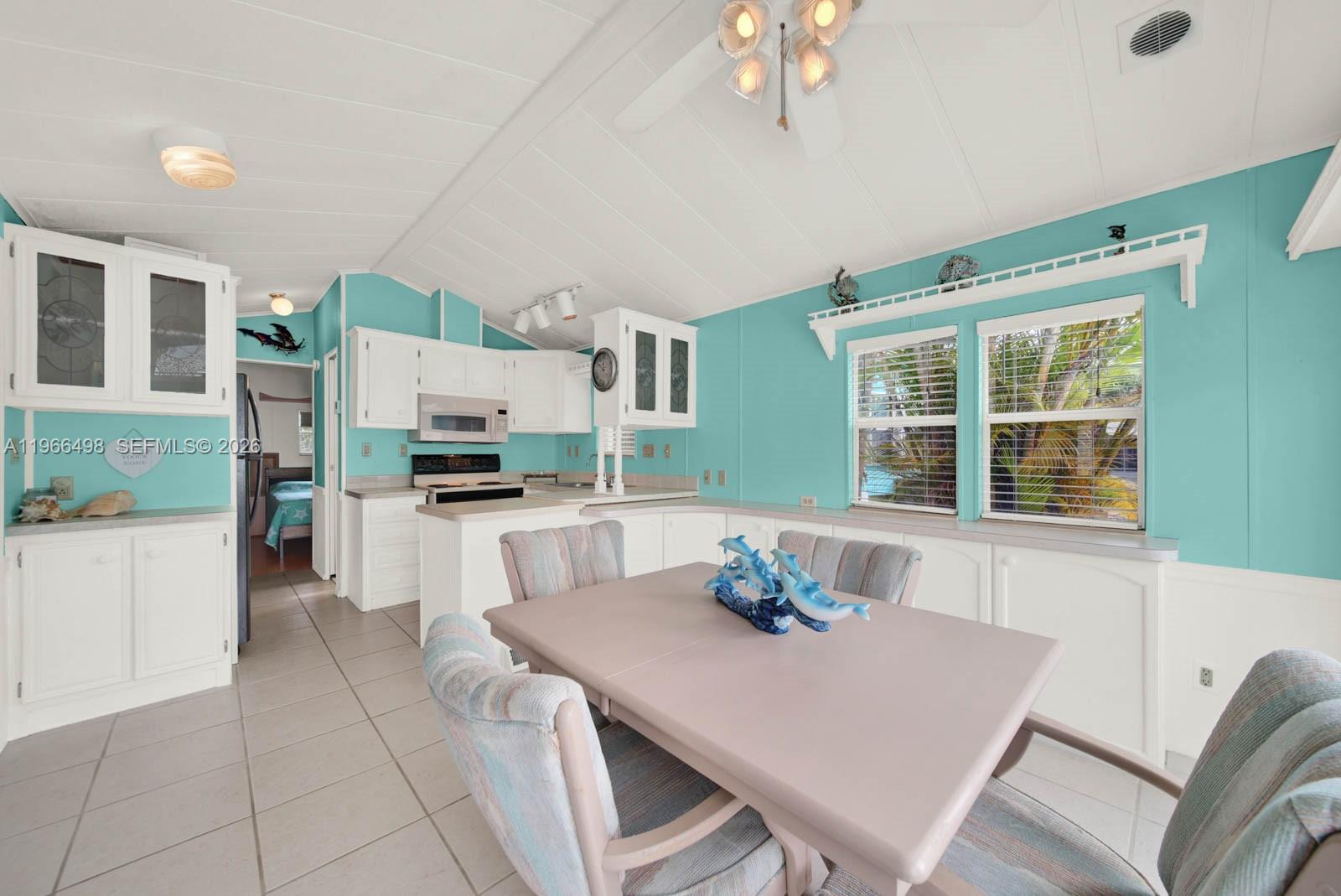 10725 S Ocean Drive Unit #534 Property Photo 8