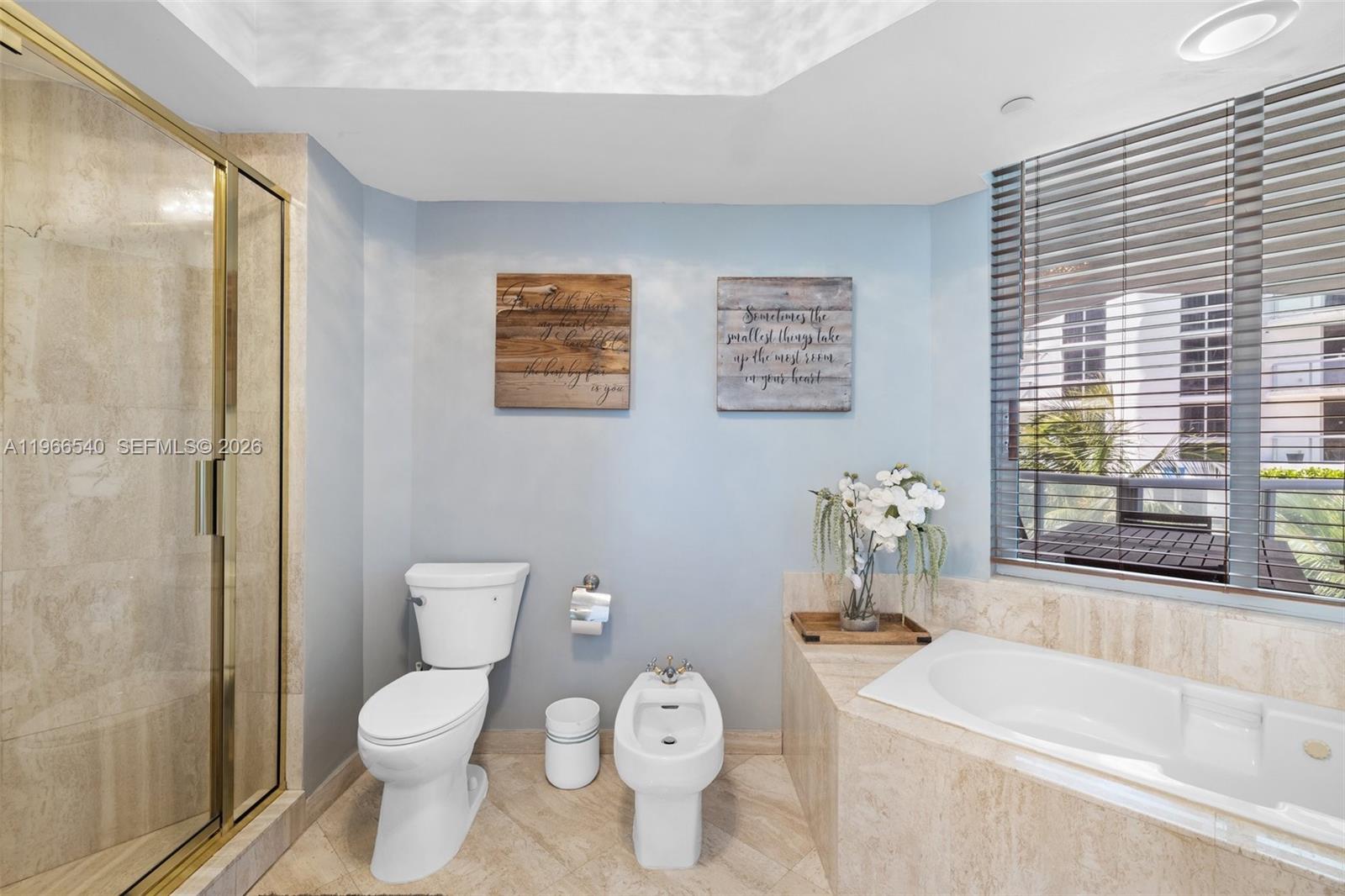 18671 Collins Avenue 404 Property Photo 33