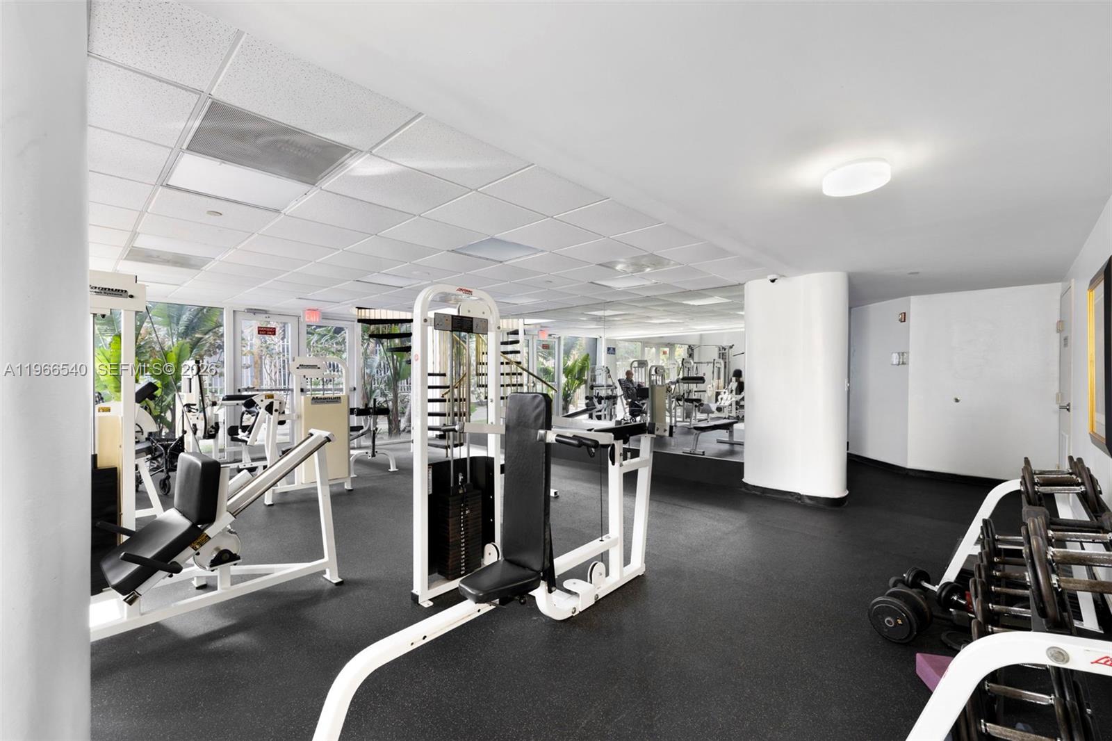 18671 Collins Avenue 404 Property Photo 45