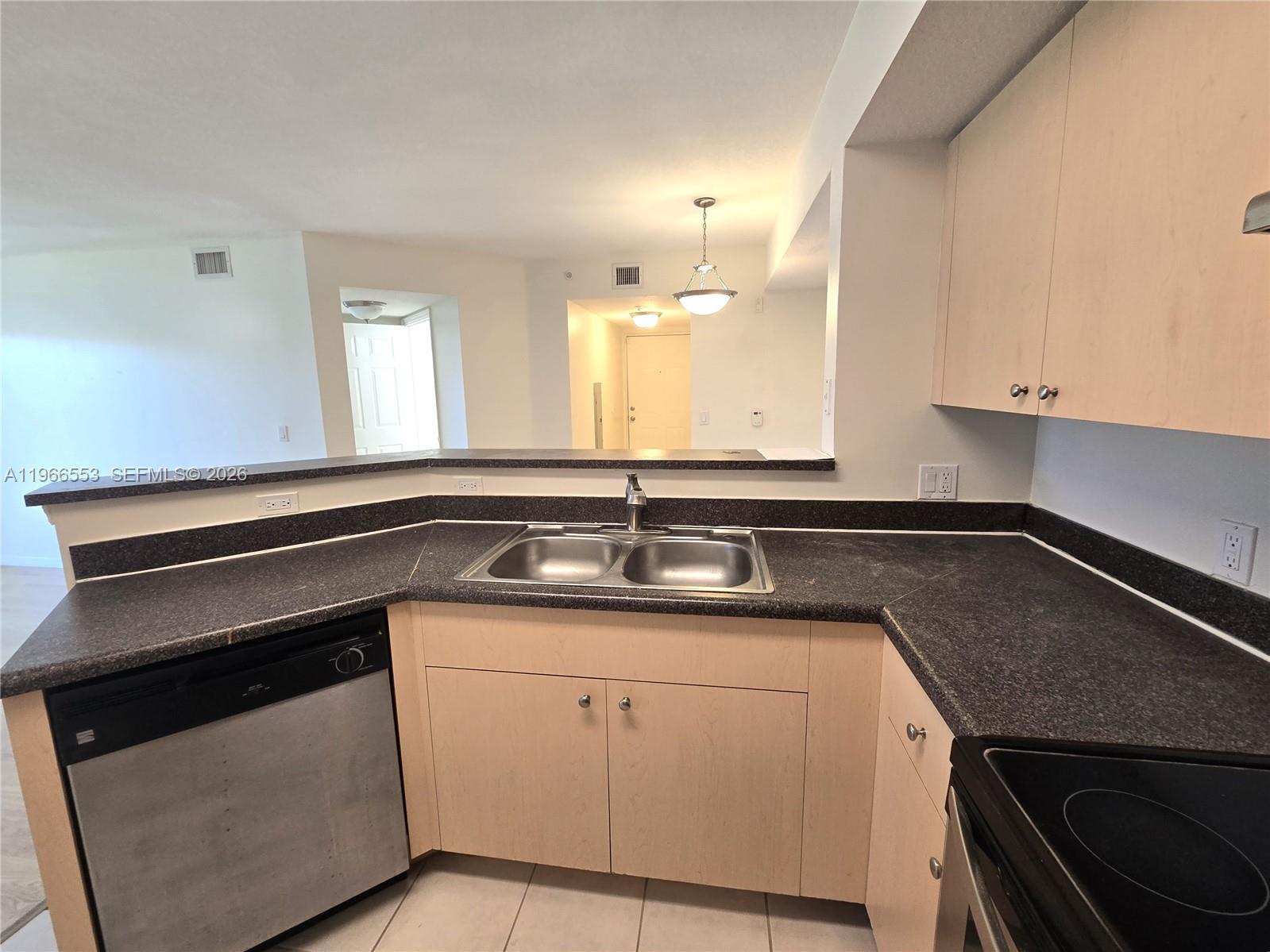 4180 San Marino Boulevard 106 Property Photo 6