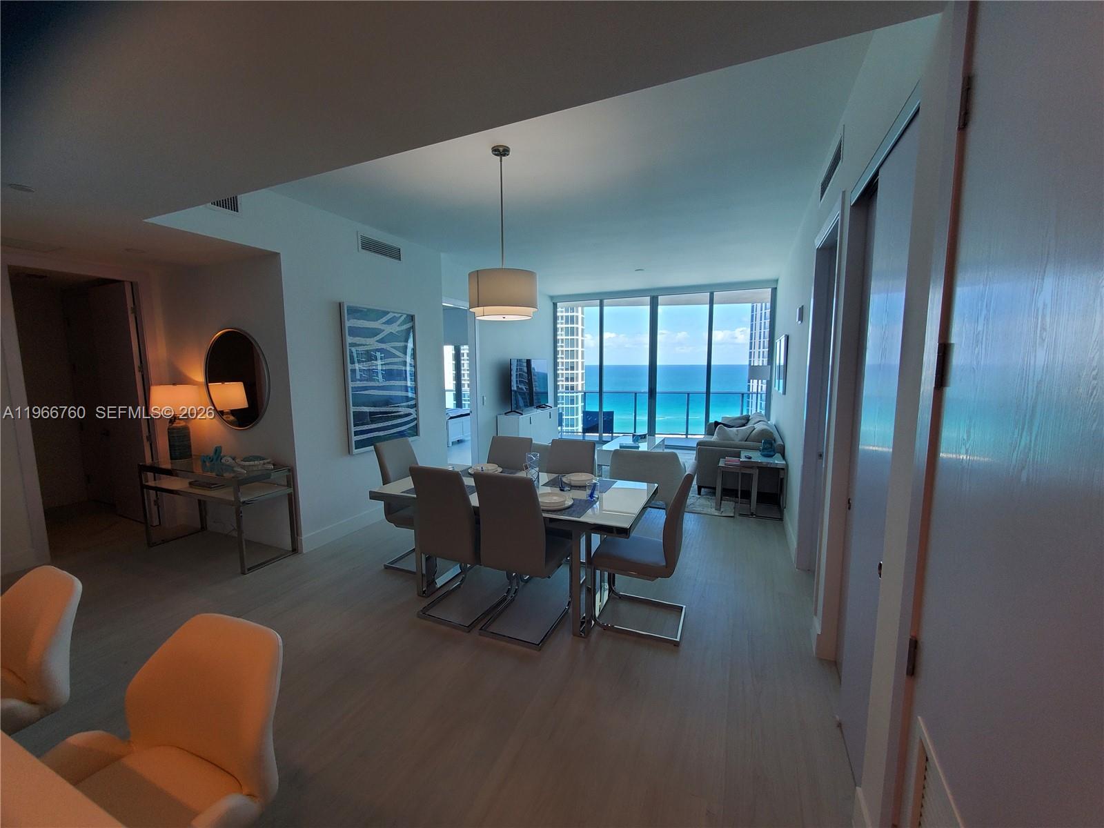 17550 Collins Avenue 1403 Property Photo 4