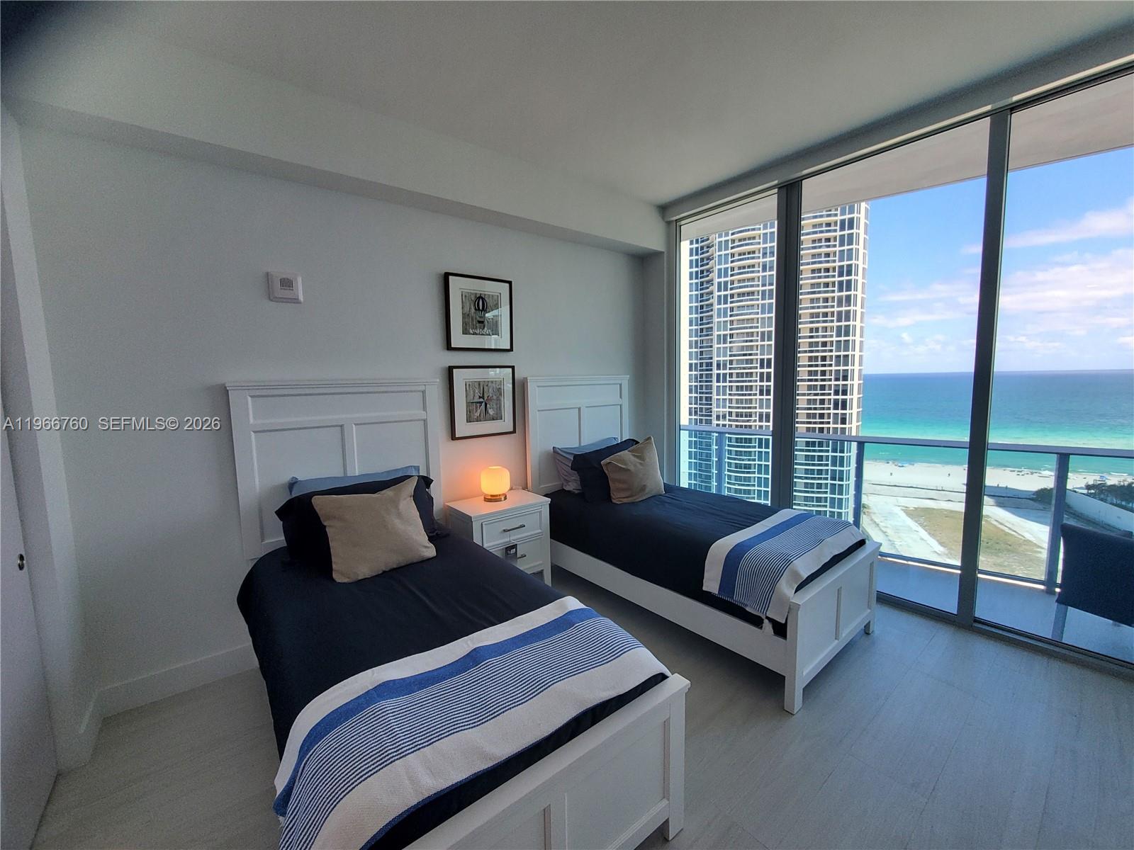 17550 Collins Avenue 1403 Property Photo 8