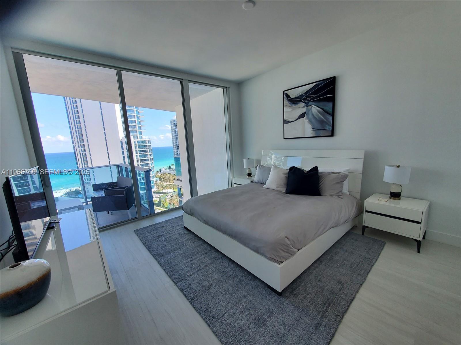 17550 Collins Avenue 1403 Property Photo 17