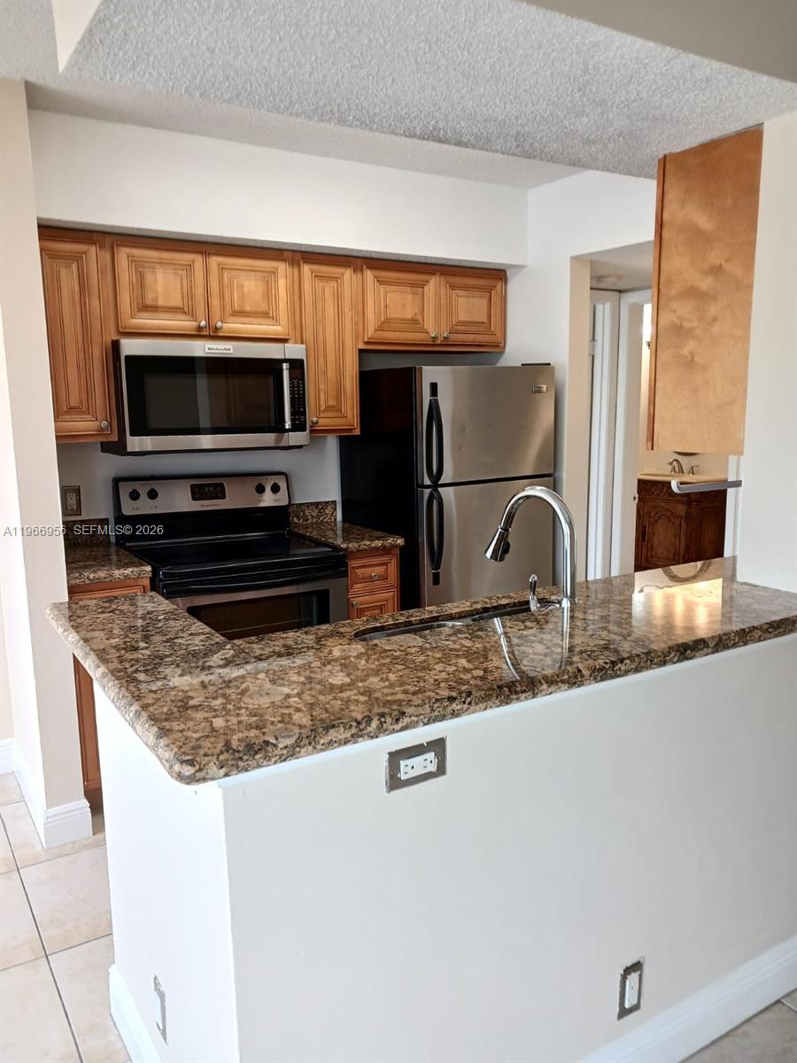 A11966956 Property Photo 5