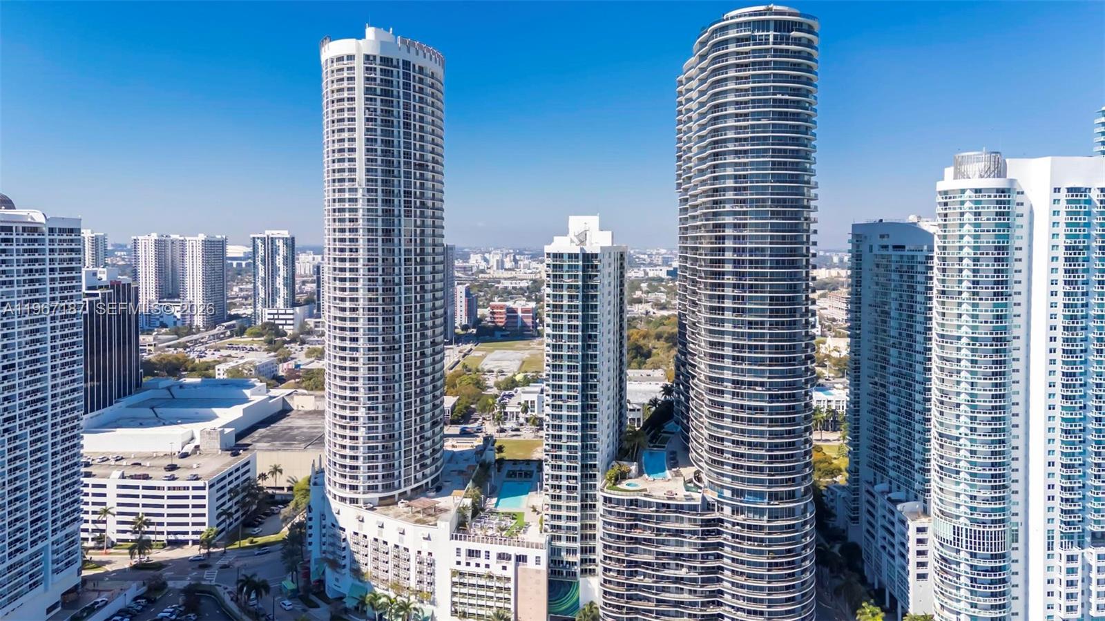 1750 N Bayshore Drive 4507 Property Photo 1