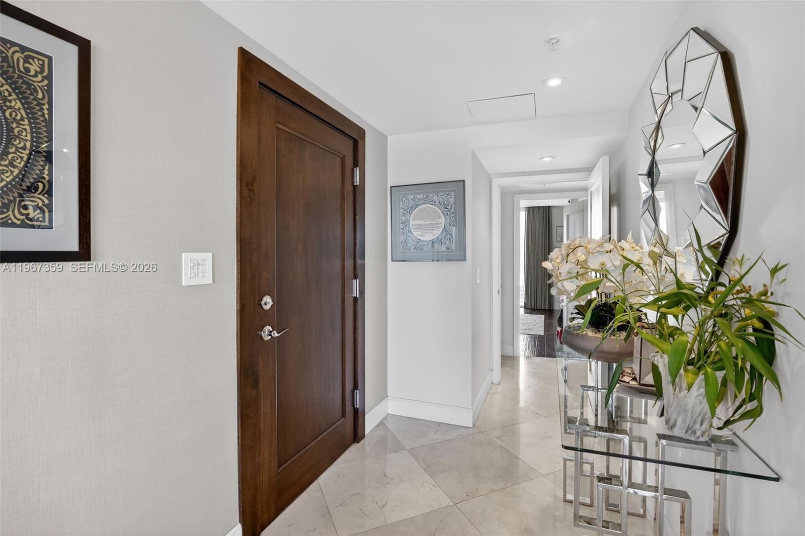 19400 Turnberry Way 1012 Property Photo 12