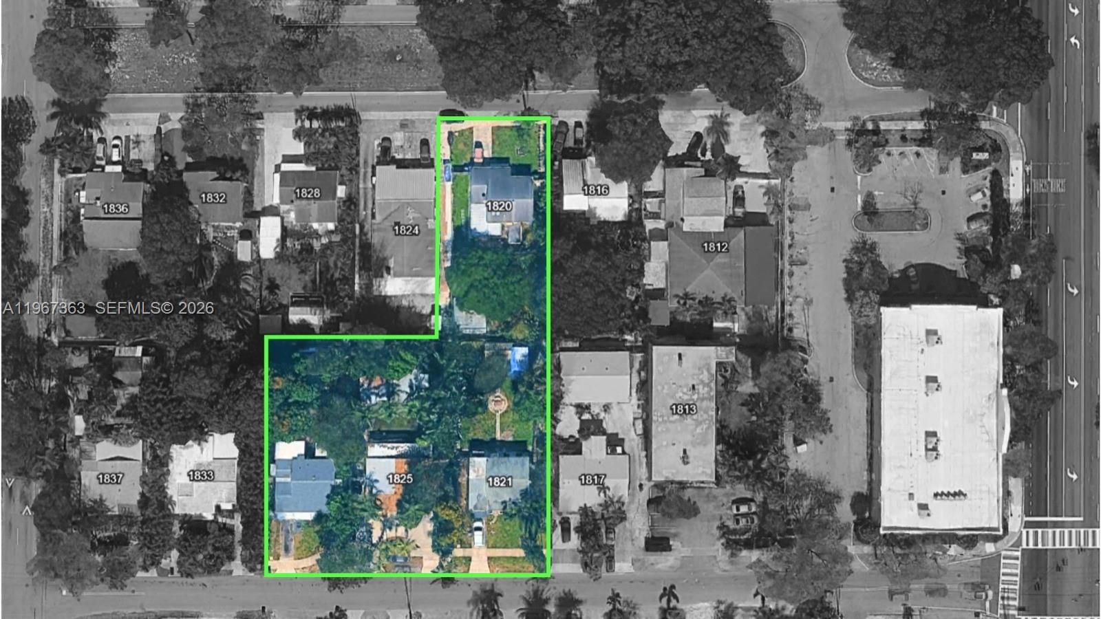 1821 Harding Street Property Photo 4