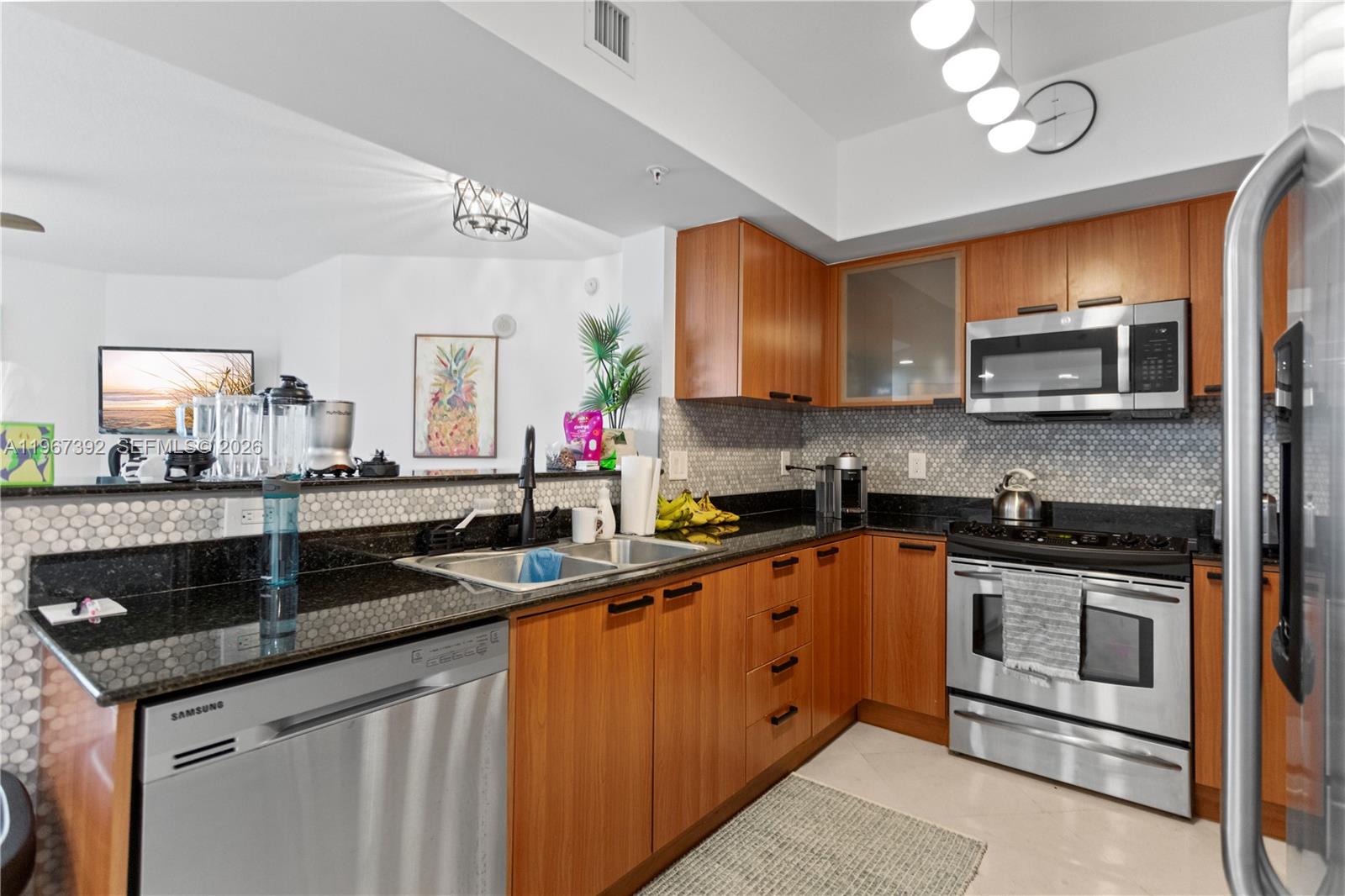 16699 Collins Avenue 2709 Property Photo 10