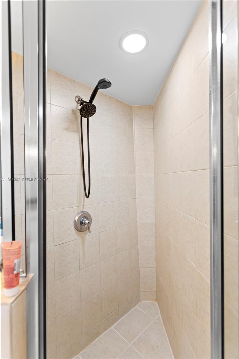 16699 Collins Avenue 2709 Property Photo 26