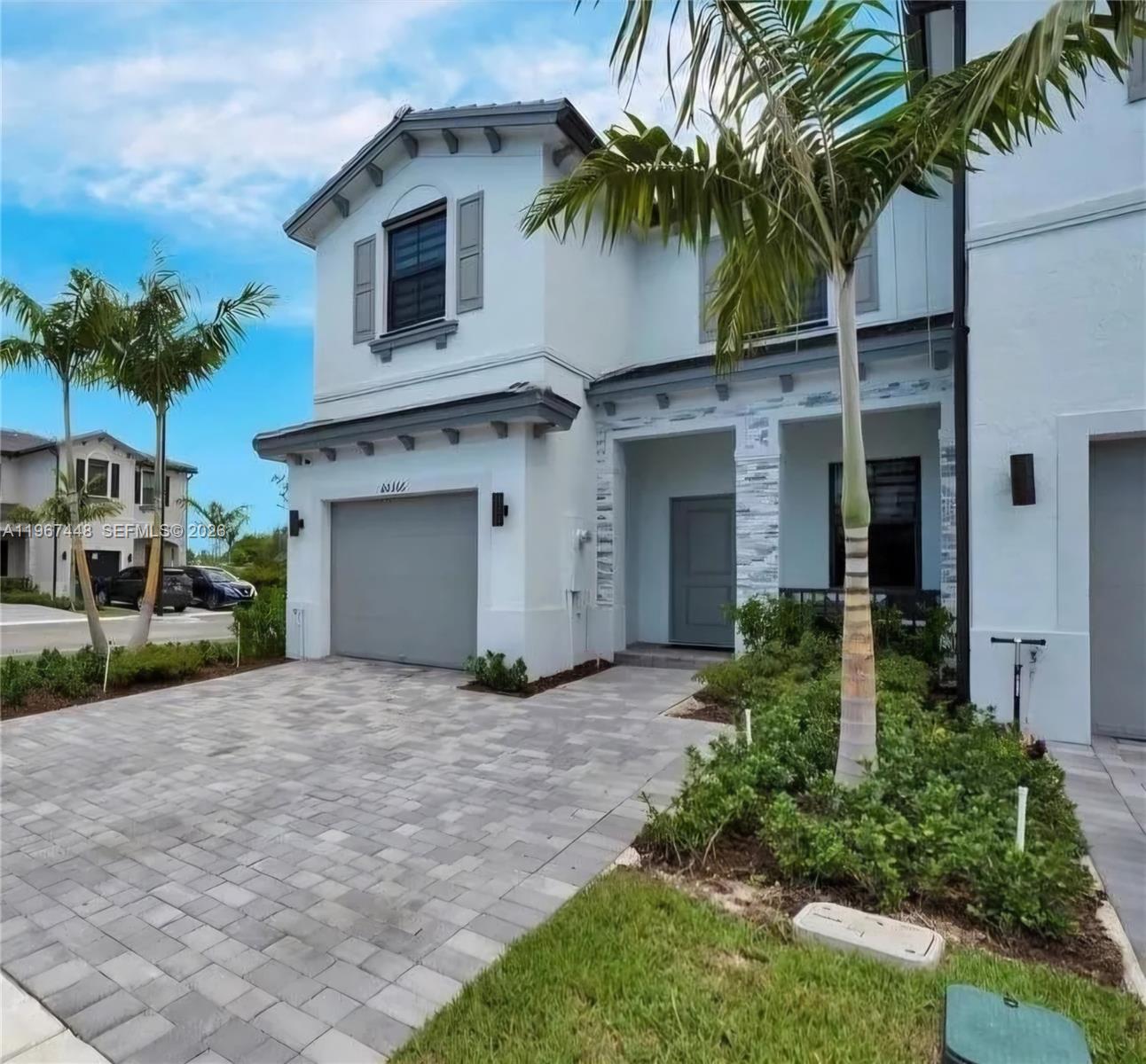 20366 Nw 4th Path Property Photo 2