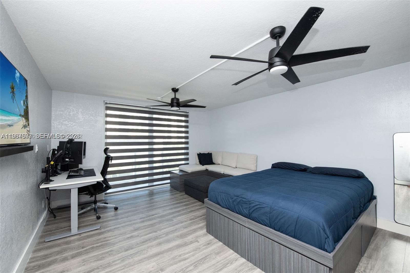 19201 Collins Avenue 339 Property Photo 4