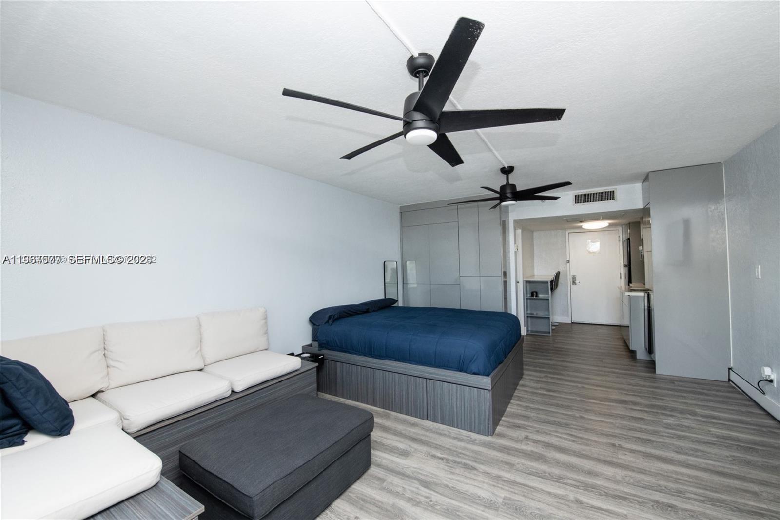 19201 Collins Avenue 339 Property Photo 8