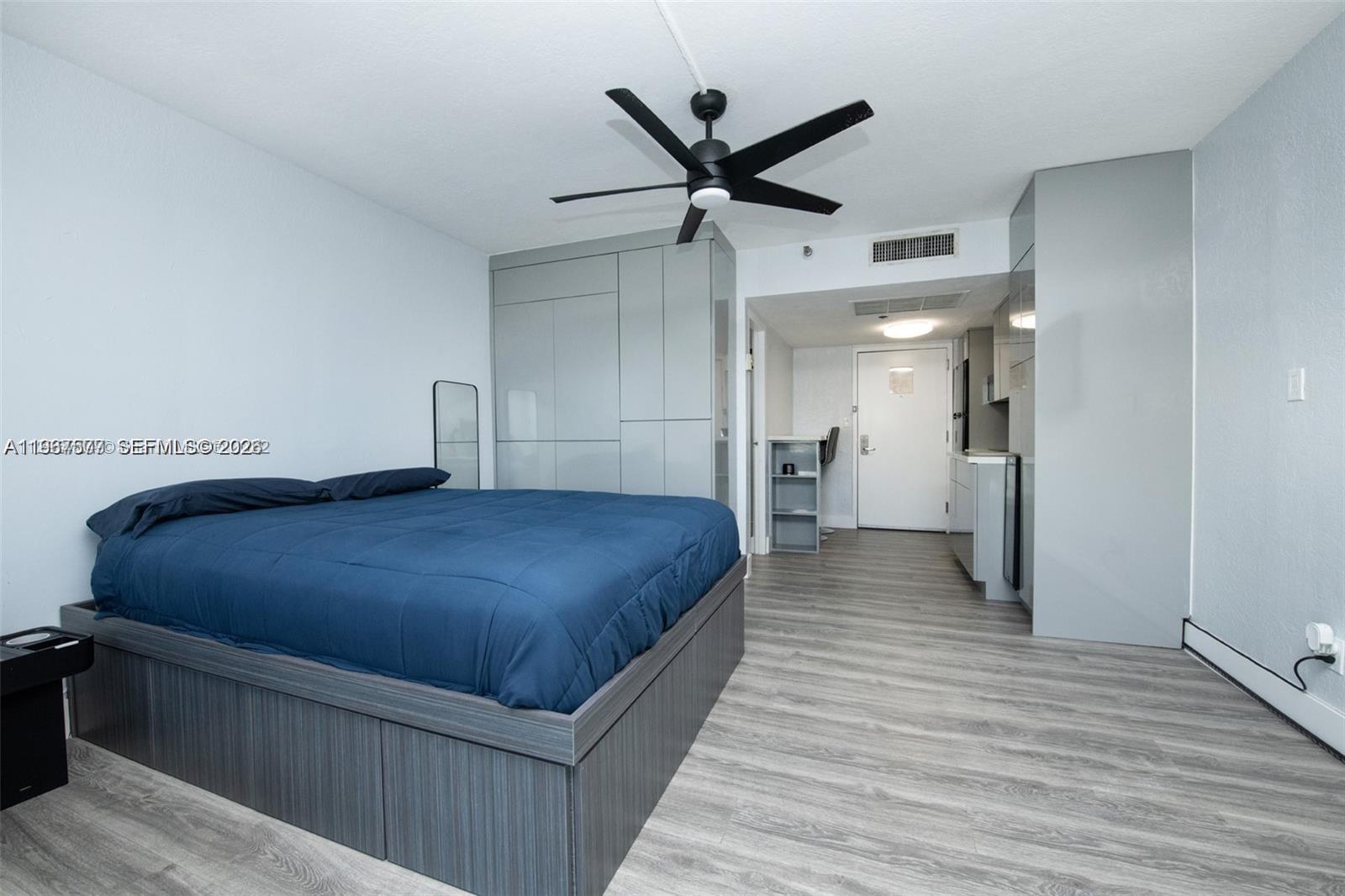 19201 Collins Avenue 339 Property Photo 9