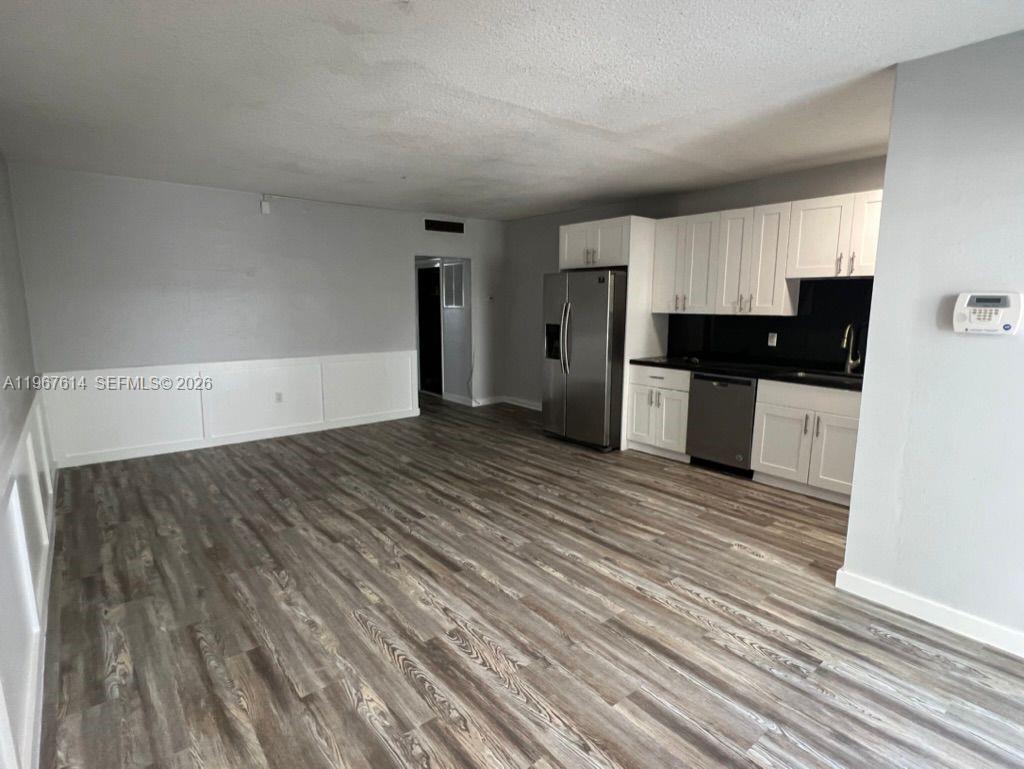 2430 Ne 135th Street 105 Property Photo 13