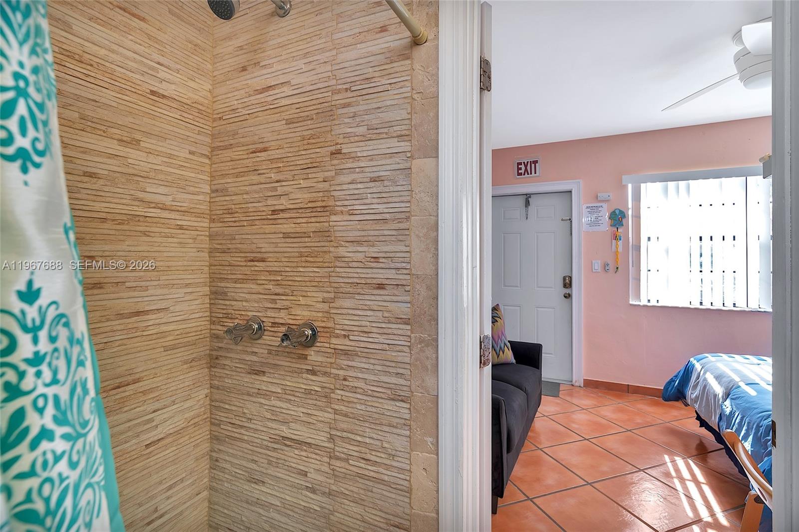 322 Harding Street B202 Property Photo 28