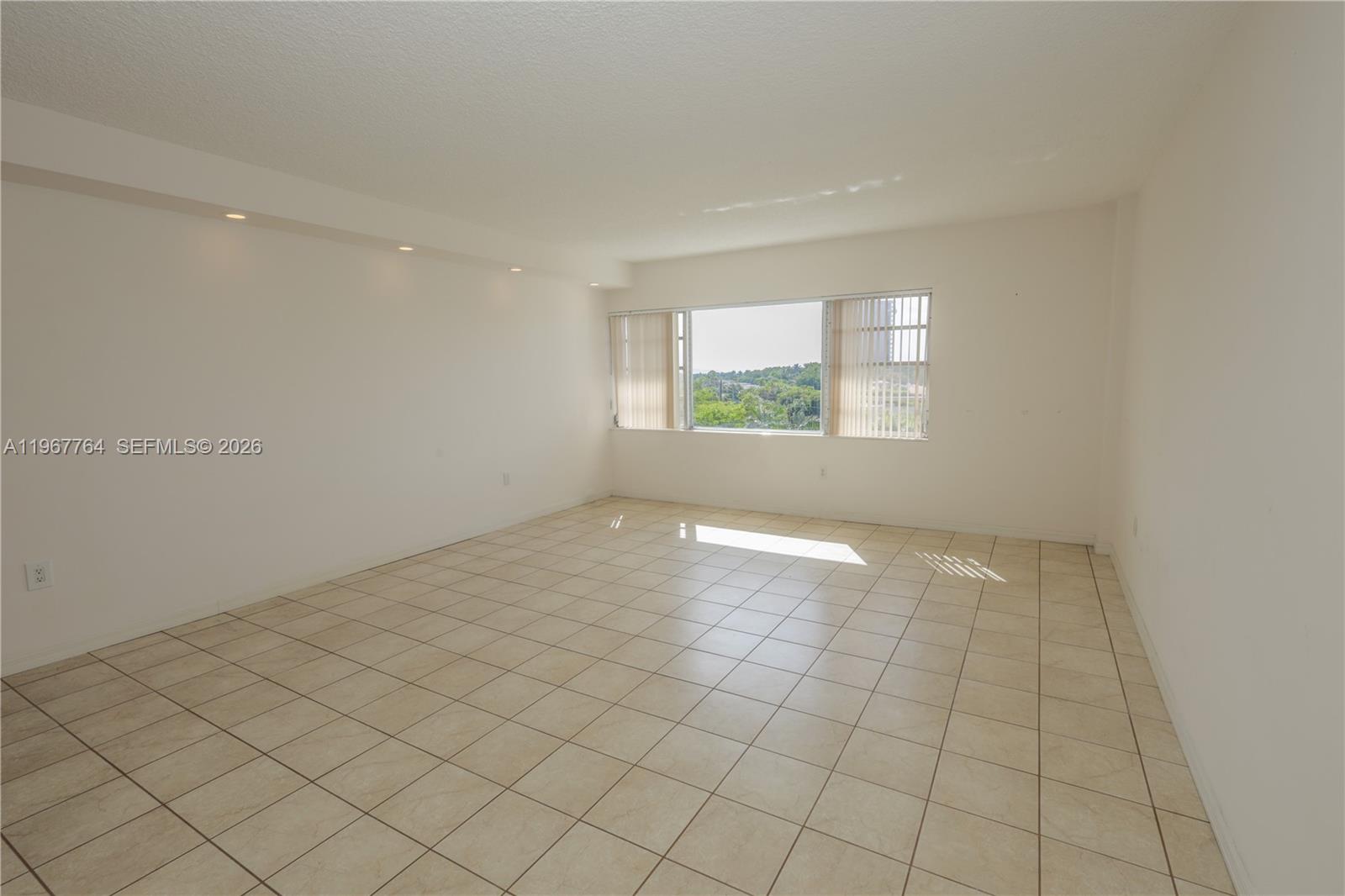 1700 Ne 105th Street 512 Property Photo 15