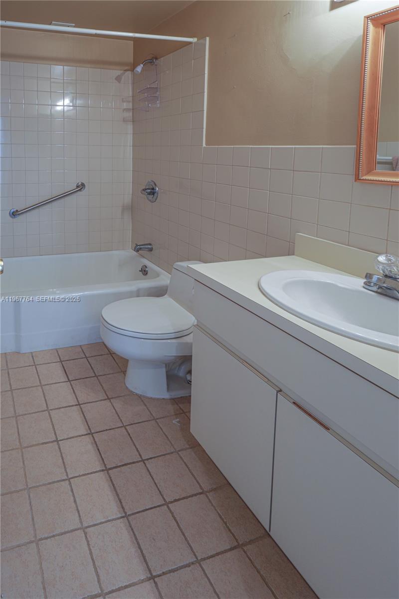1700 Ne 105th Street 512 Property Photo 24