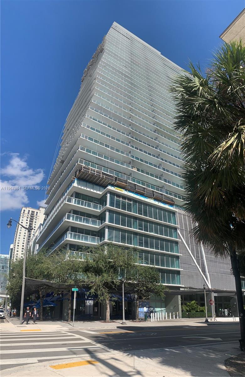 79 SW 12th Street 2703-S