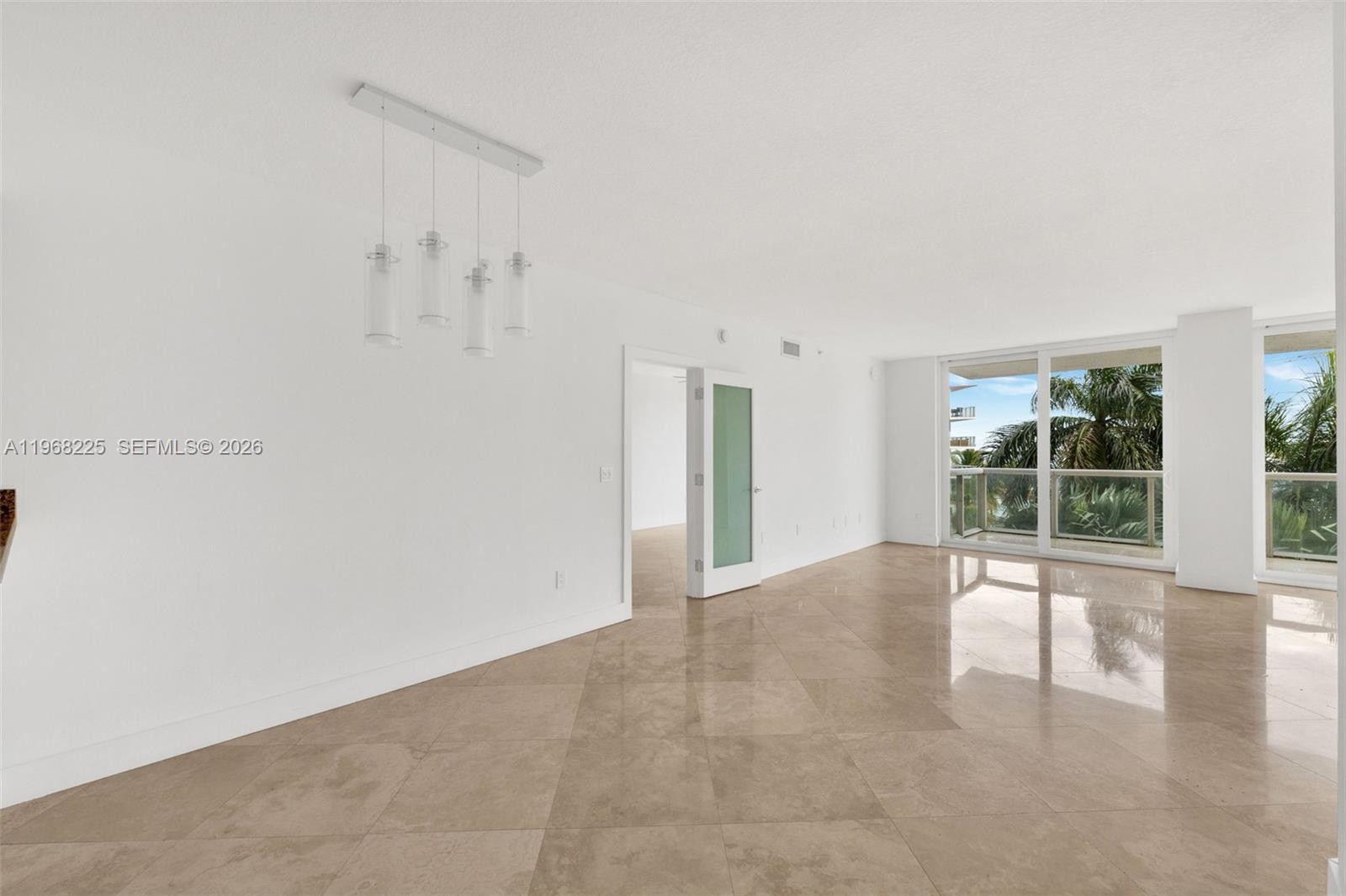 10 Venetian Way 403 Property Photo 11