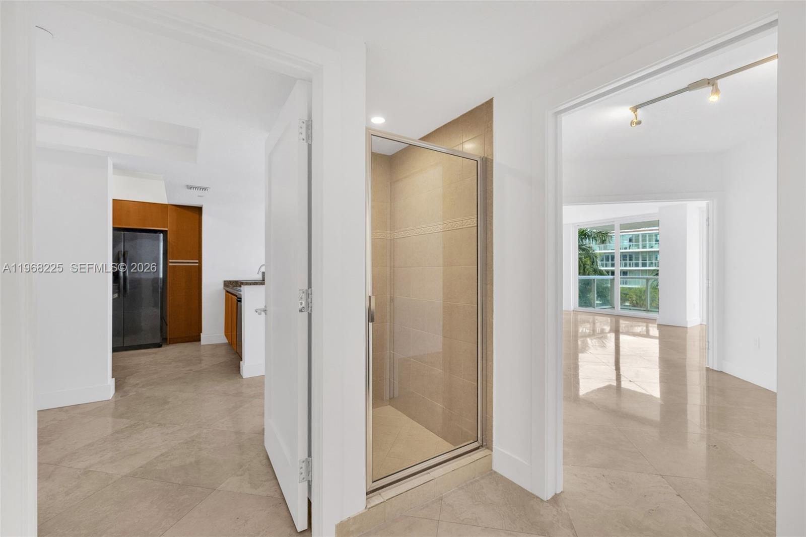 10 Venetian Way 403 Property Photo 19