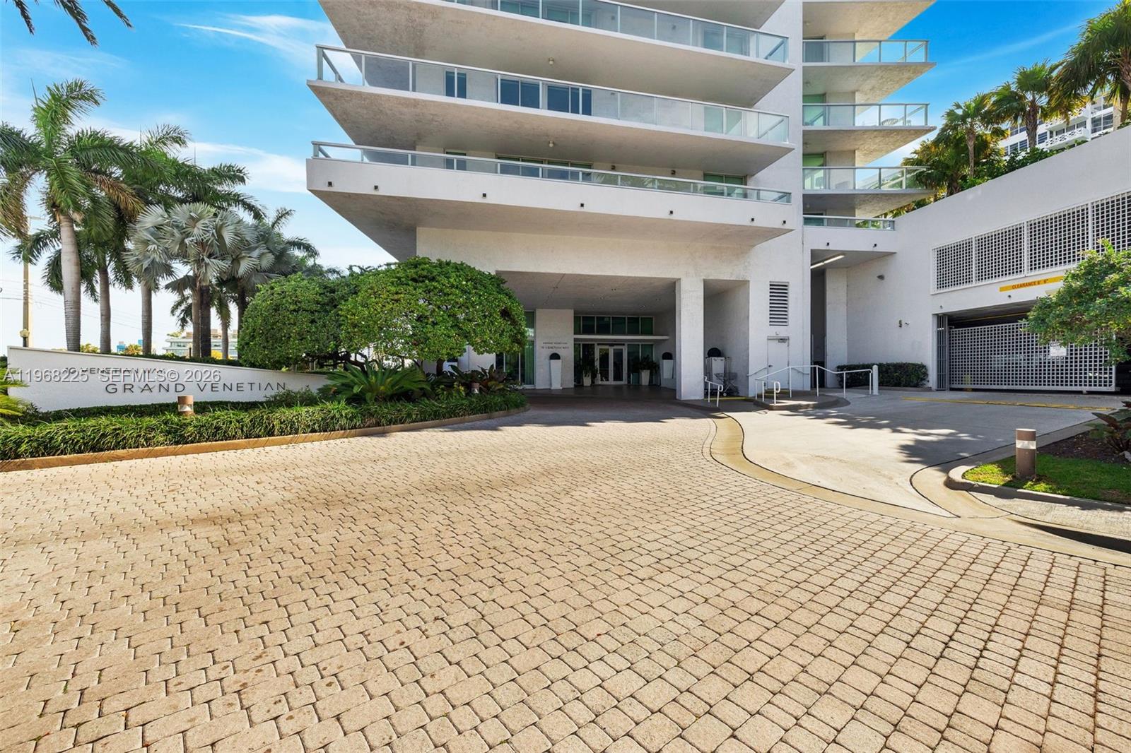 10 Venetian Way 403 Property Photo 32