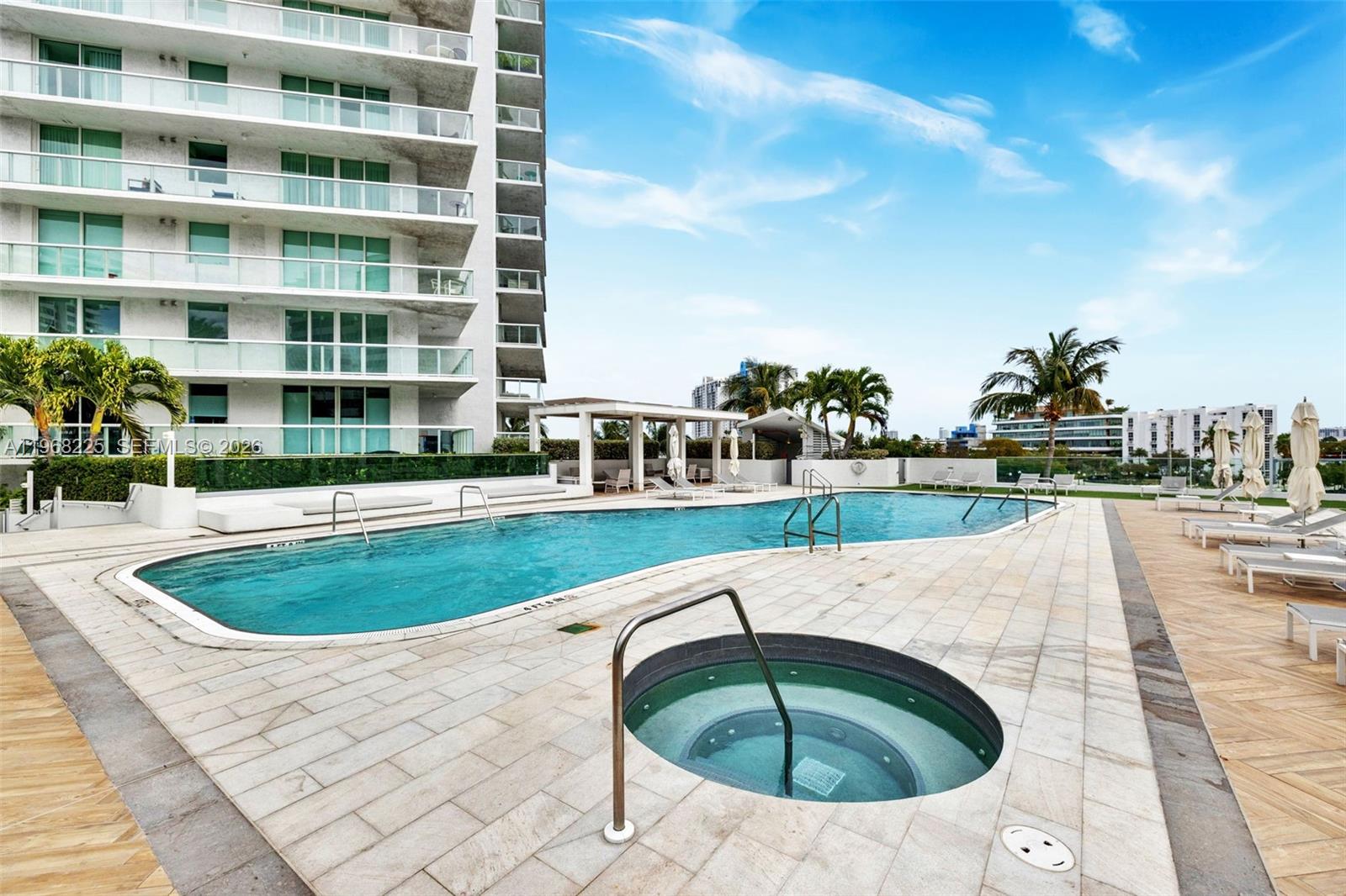 10 Venetian Way 403 Property Photo 38
