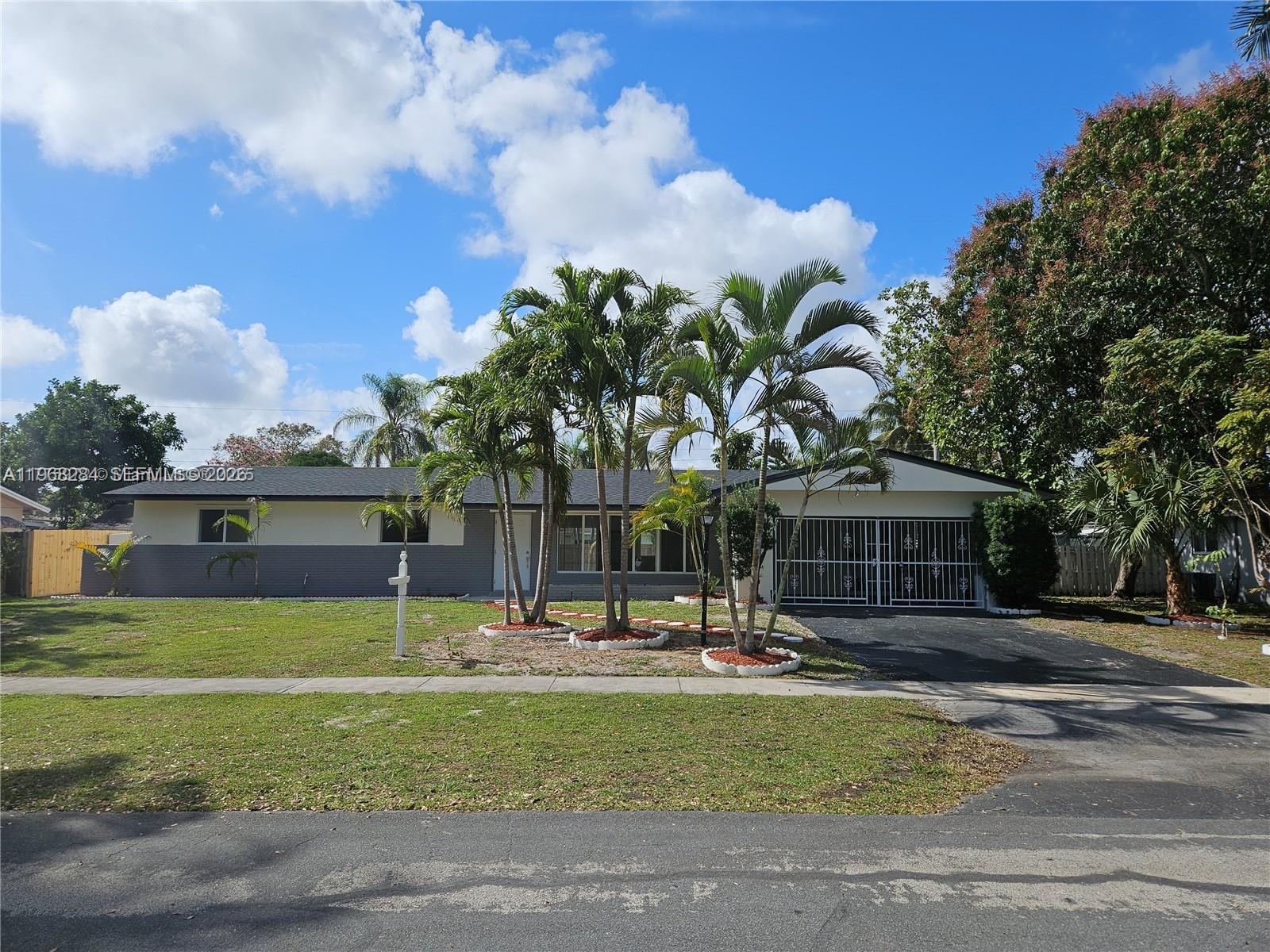 221 SW 53rd Avenue