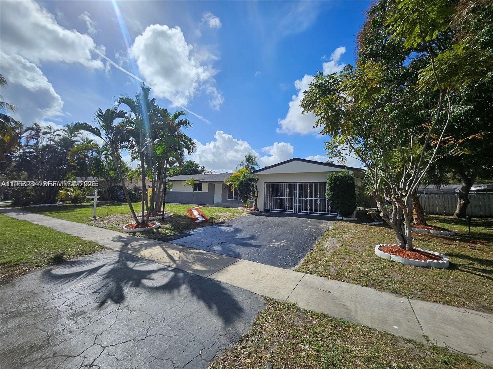 221 Sw 53rd Avenue Property Photo 43