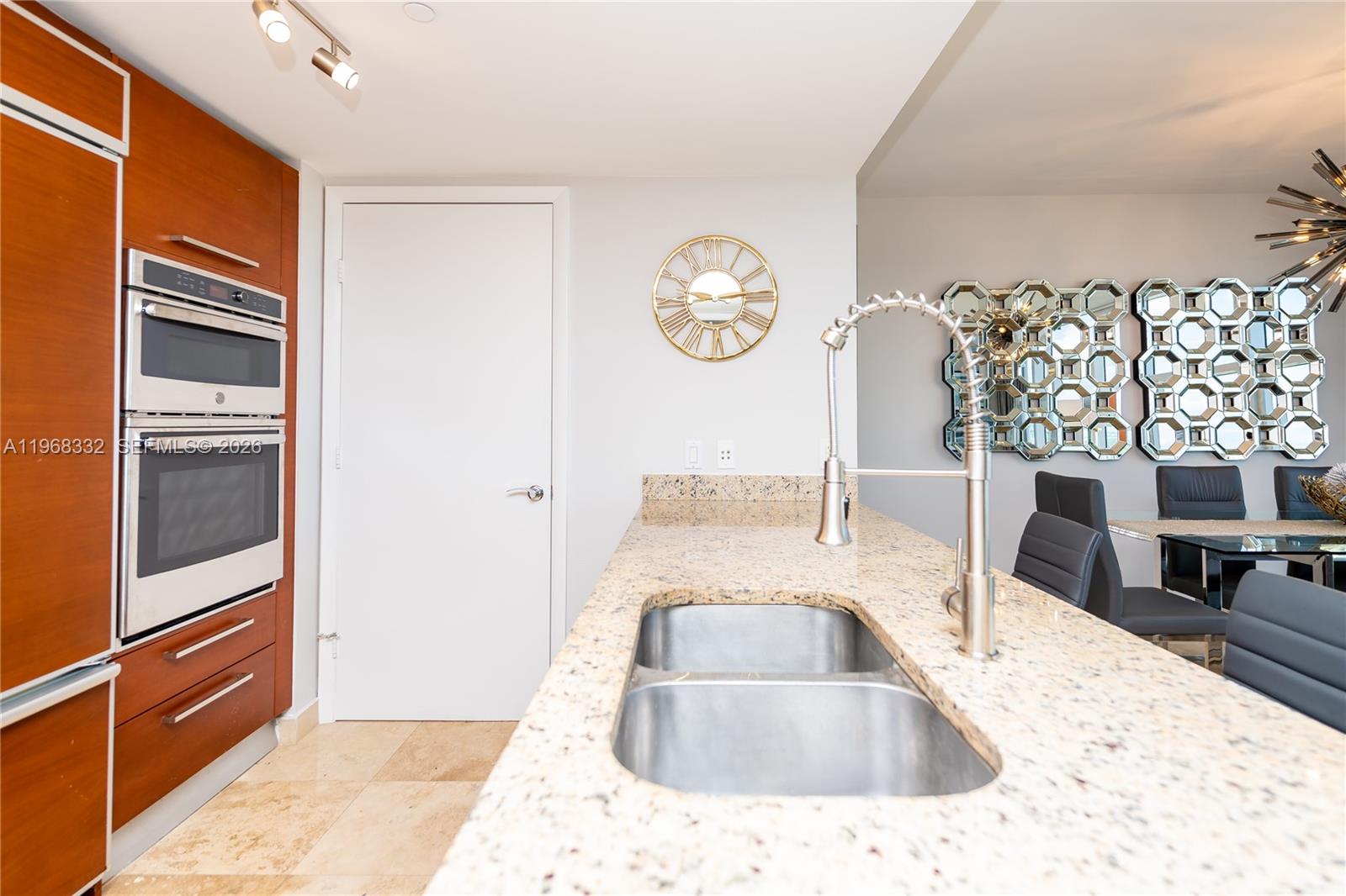 1830 S Ocean Drive 2907 Property Photo 20
