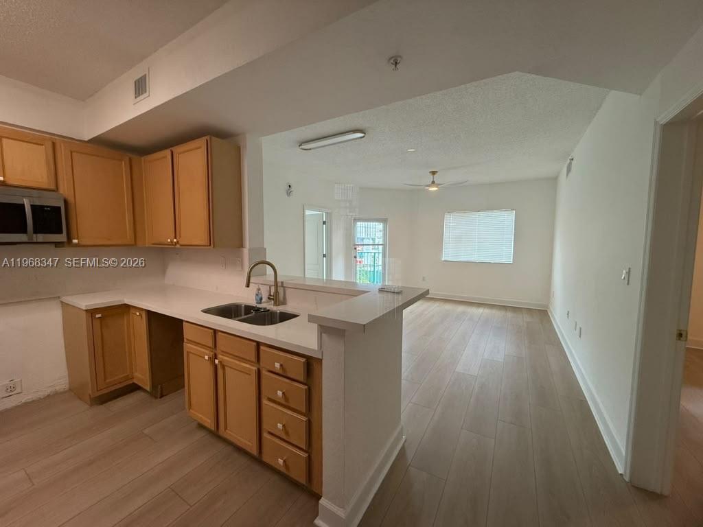 6001 Sw 70th Street 217 Property Photo 4