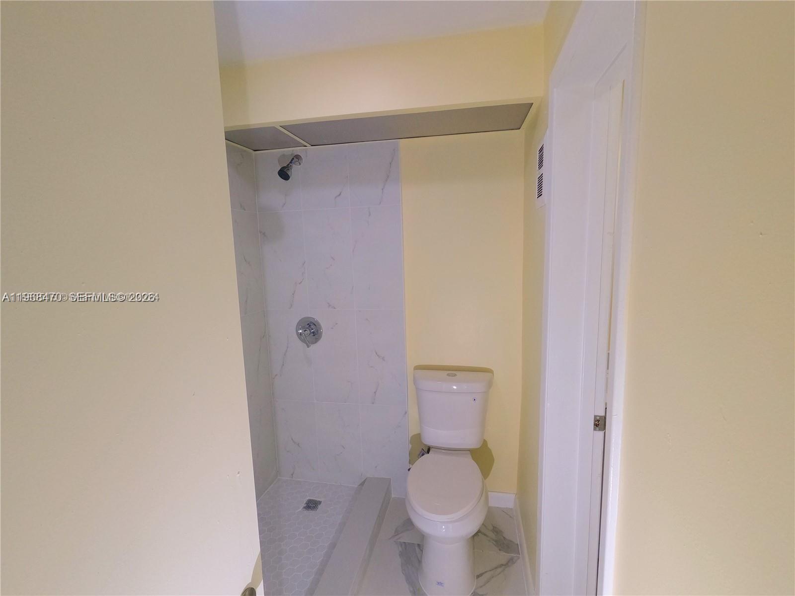 644 Nw 13th Street 0120 Property Photo 8