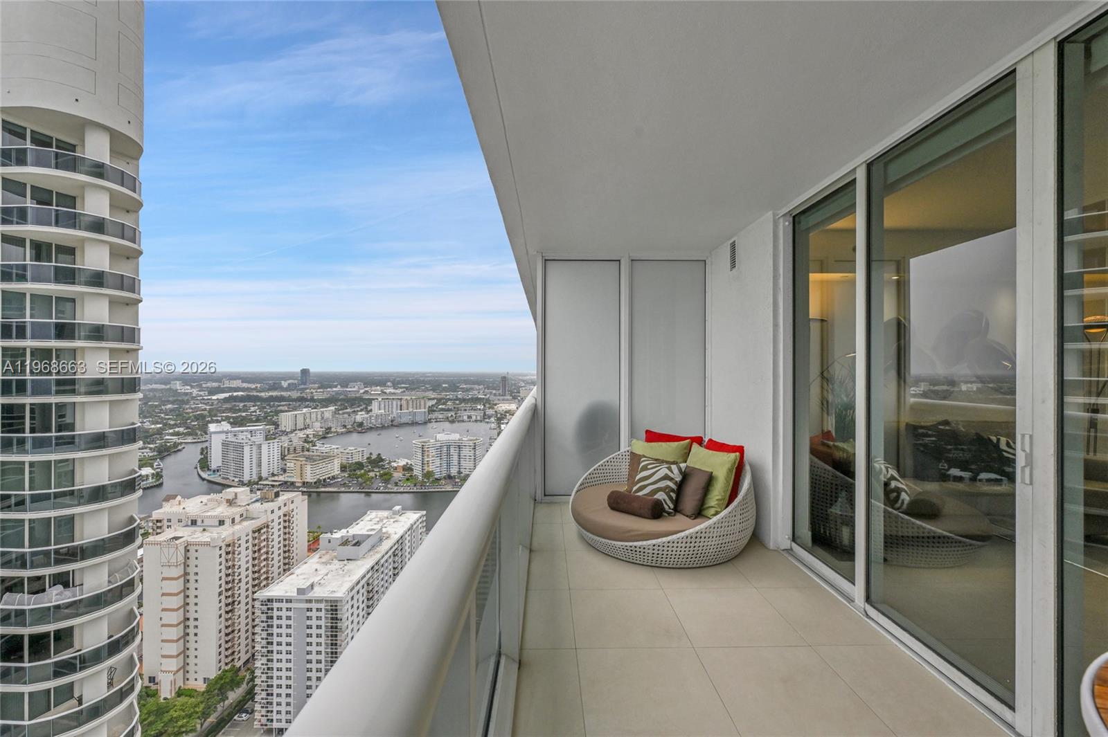 1830 S Ocean Drive 4005 Property Photo 11