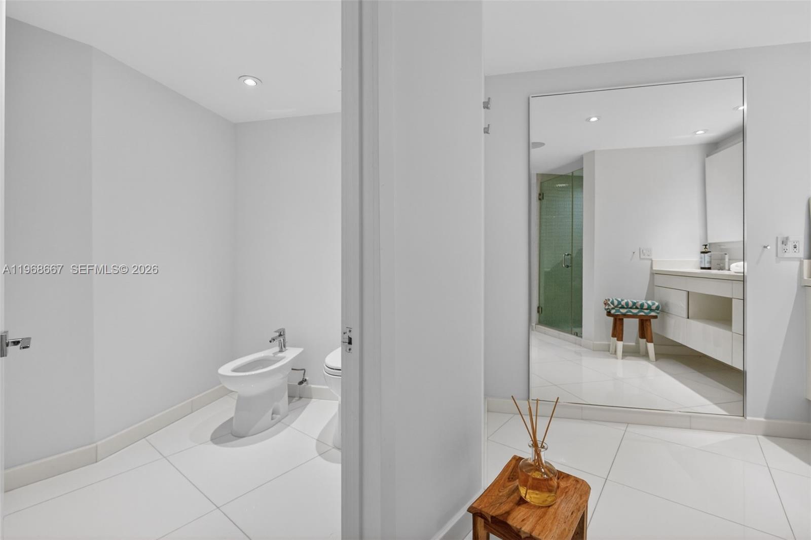 600 Grapetree Drive 11bn Property Photo 32