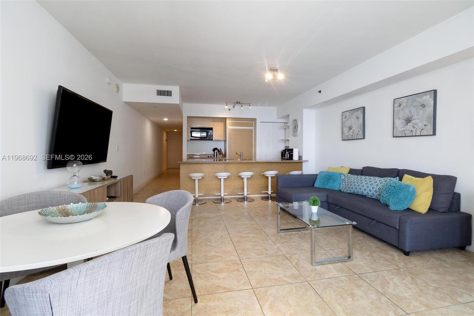 1830 S Ocean Drive 2409 Property Photo 4