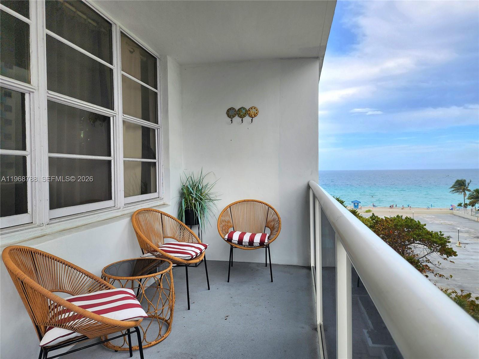 3725 S Ocean Drive 620 Property Photo 2