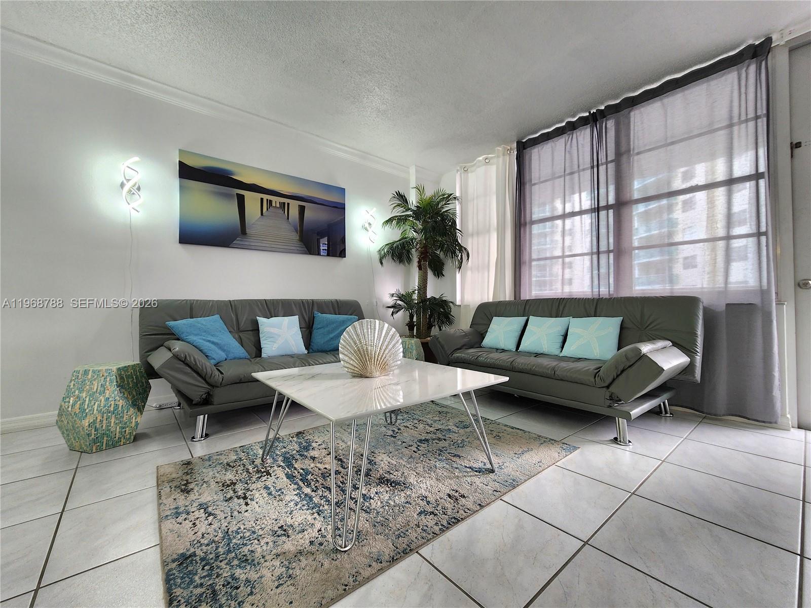 3725 S Ocean Drive 620 Property Photo 4