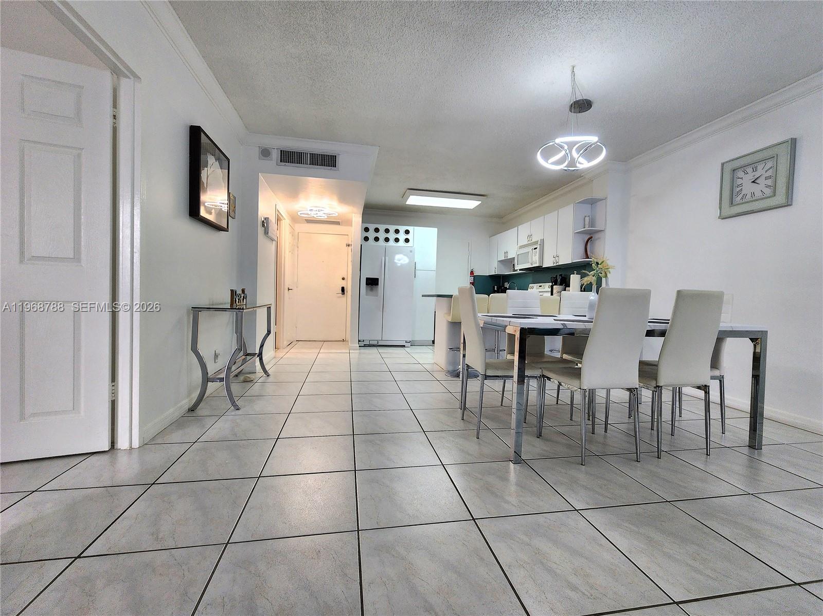 3725 S Ocean Drive 620 Property Photo 9