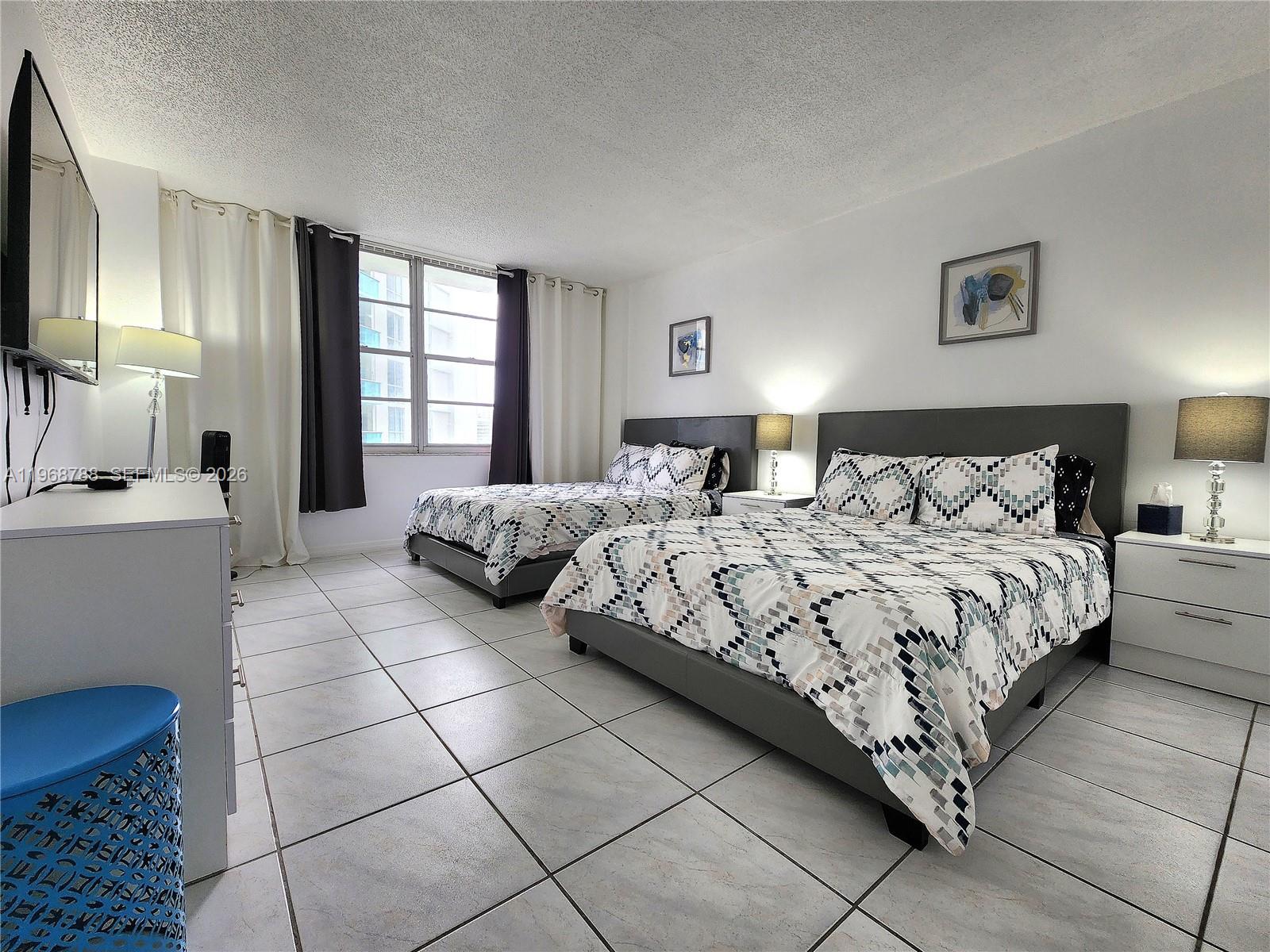 3725 S Ocean Drive 620 Property Photo 10