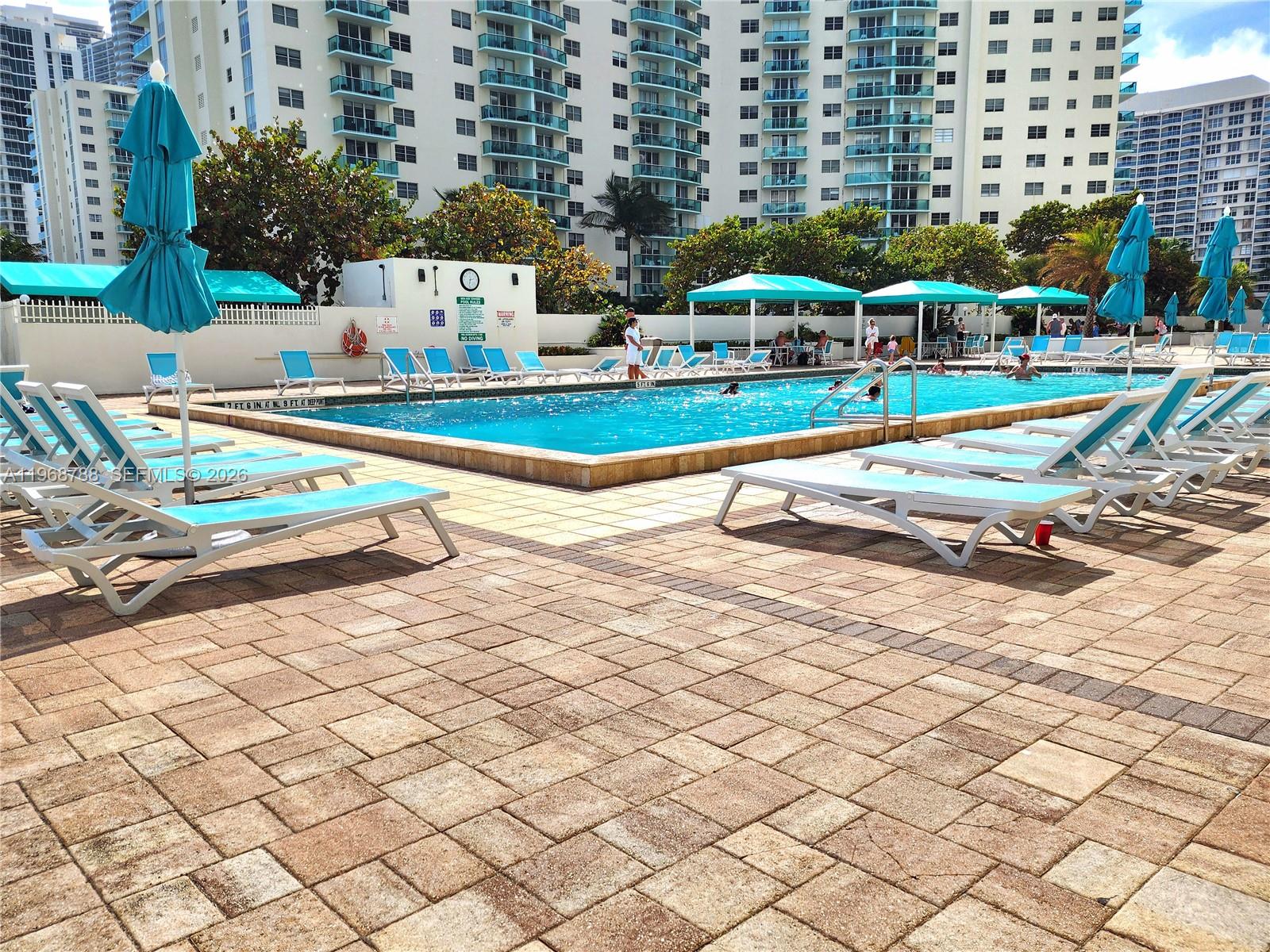 3725 S Ocean Drive 620 Property Photo 18