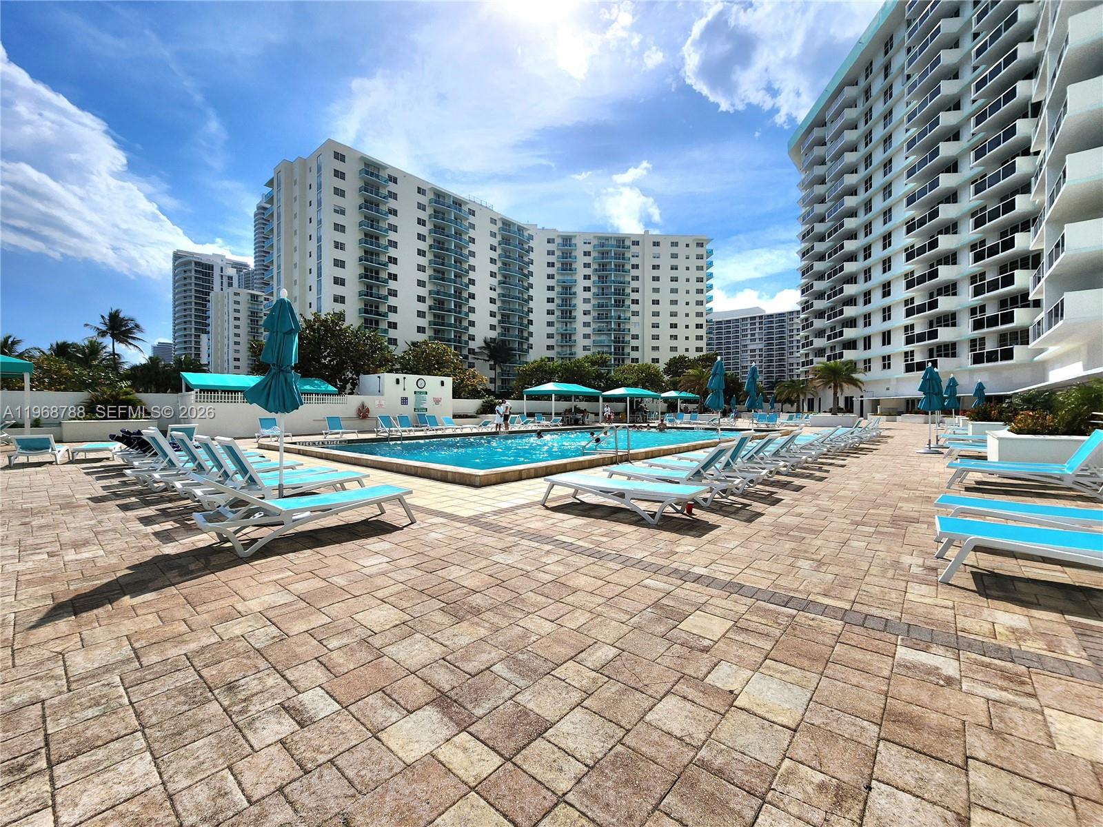 3725 S Ocean Drive 620 Property Photo 31