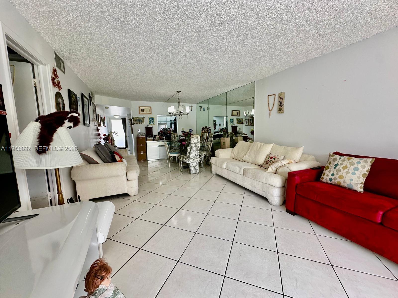 8960 S Hollybrook Boulevard 109 Property Photo 13