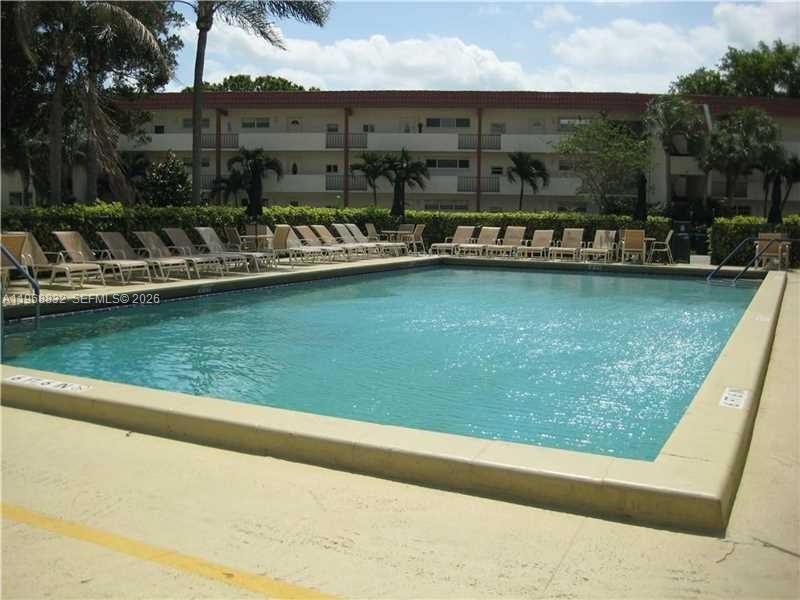 8960 S Hollybrook Boulevard 109 Property Photo 21