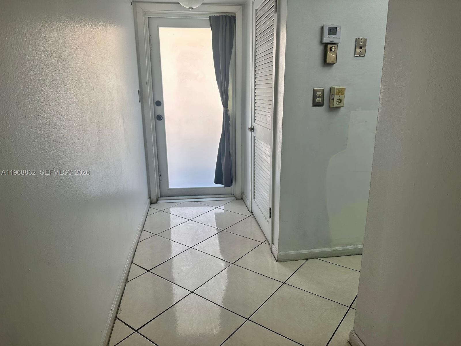 8960 S Hollybrook Boulevard 109 Property Photo 28