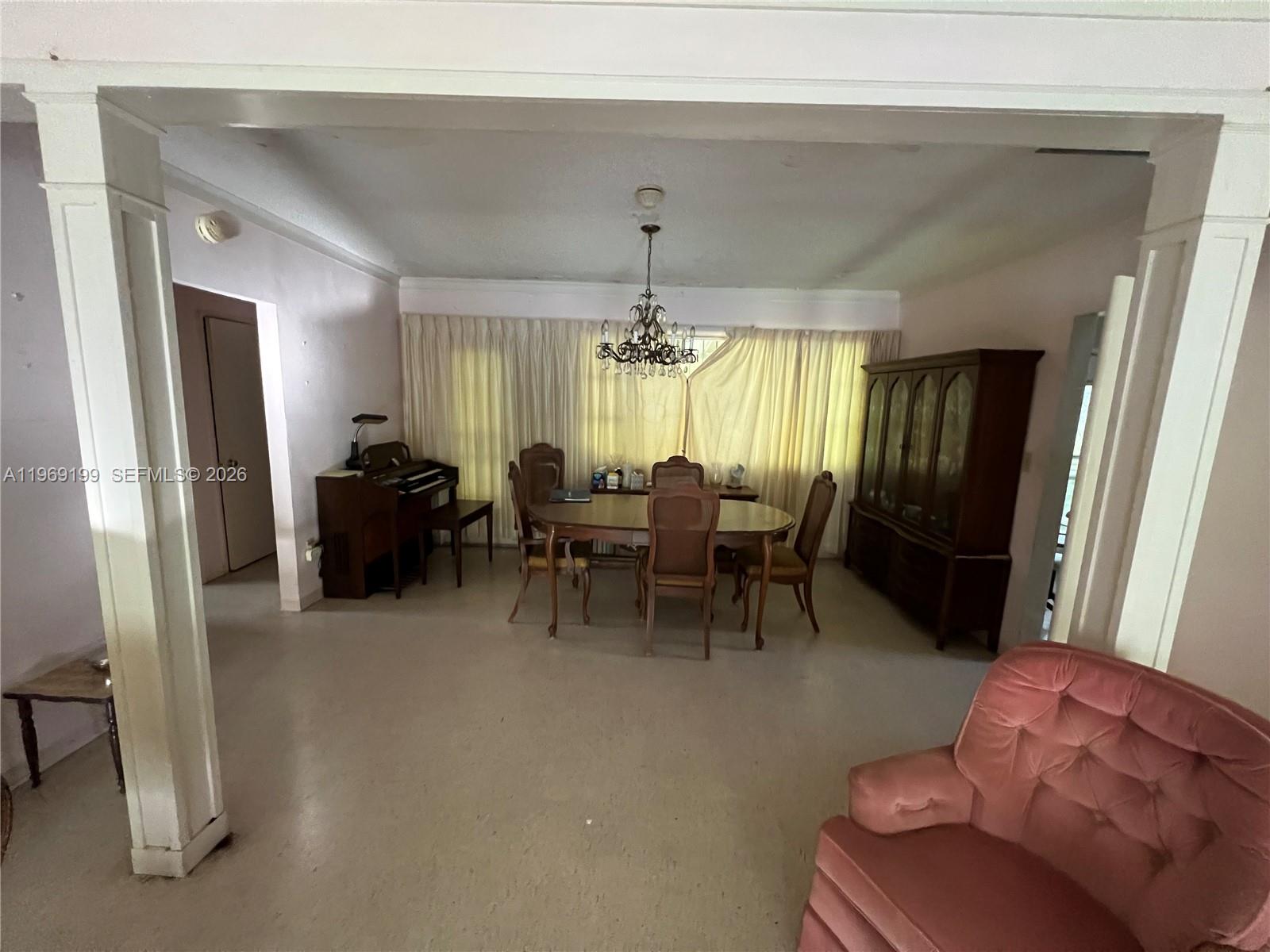 812 Columbus Boulevard Property Photo 5