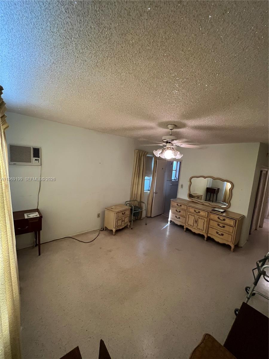 812 Columbus Boulevard Property Photo 14