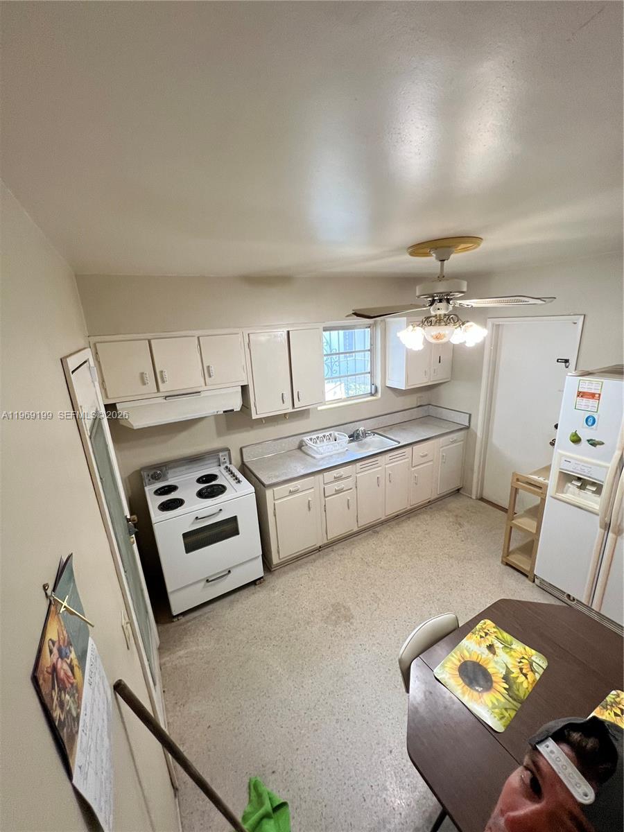 812 Columbus Boulevard Property Photo 17