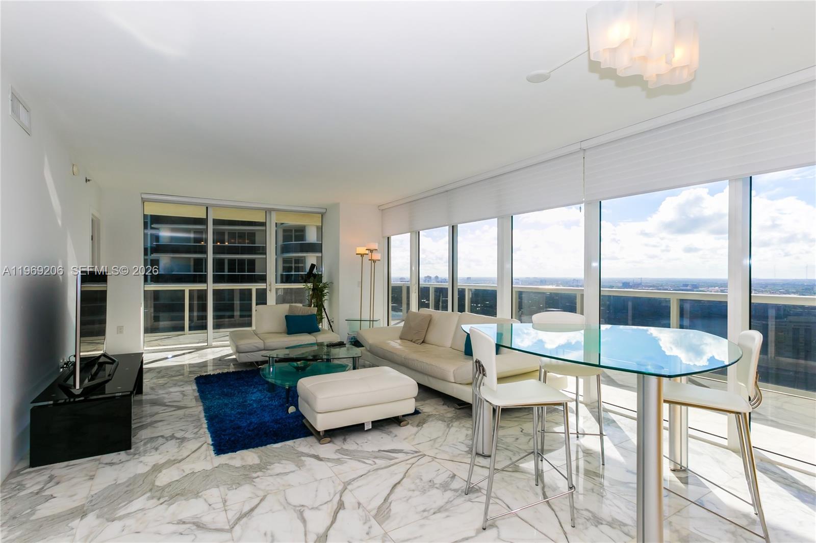 1830 S Ocean Drive 2906 Property Photo 2