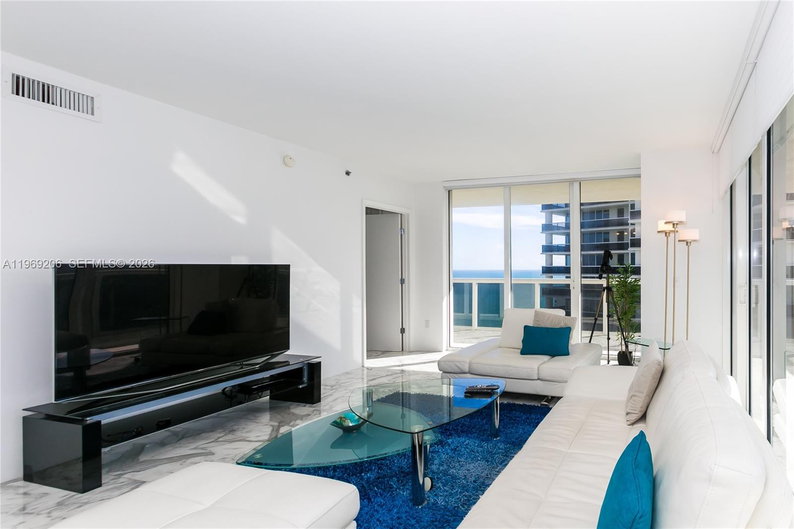 1830 S Ocean Drive 2906 Property Photo 3