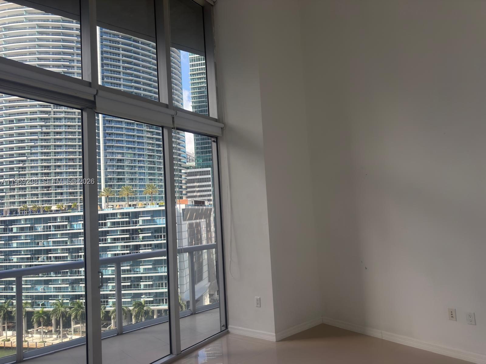 465 Brickell 1504 Property Photo 8