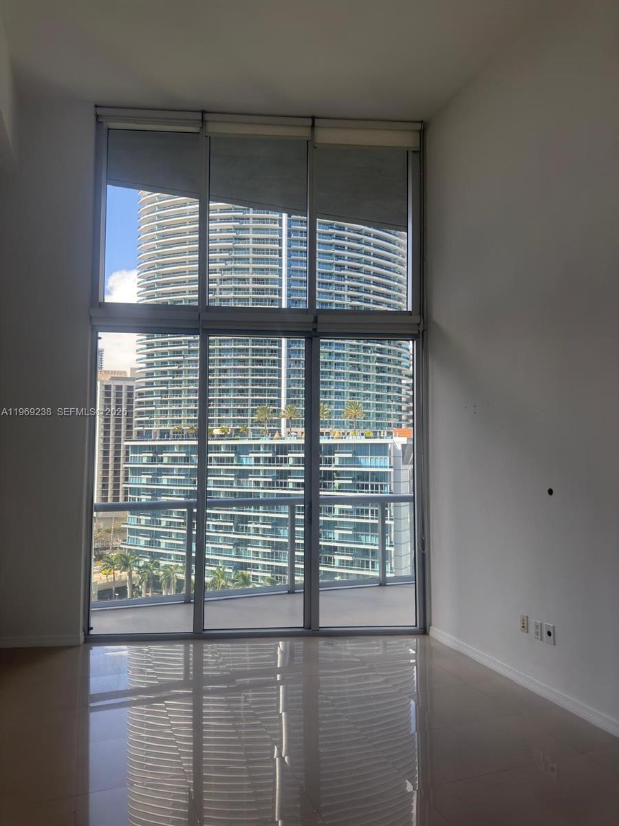 465 Brickell 1504 Property Photo 10